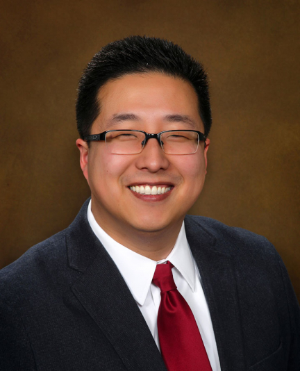 Headshot of Howard Liu